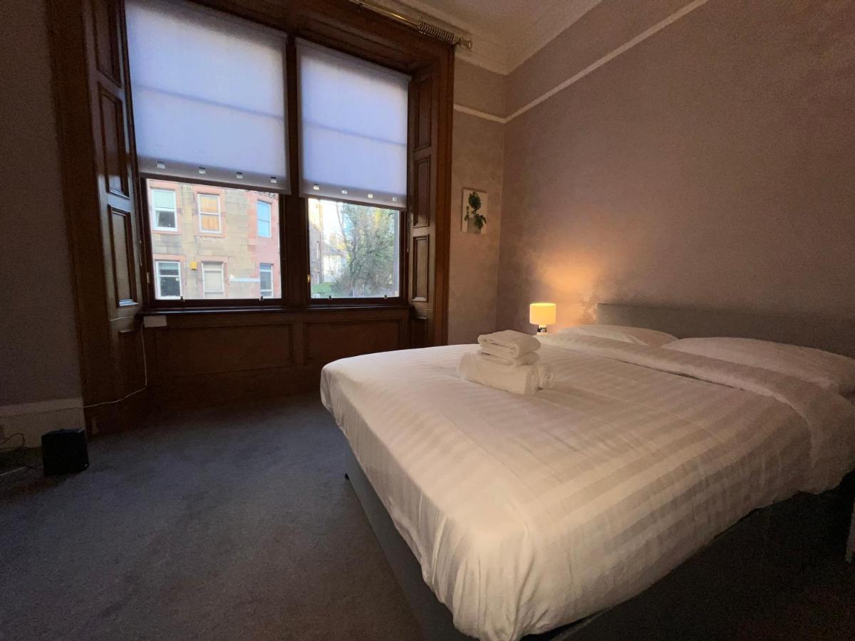 Bright 3 Bedroom Edinburgh City Apt Экстерьер фото